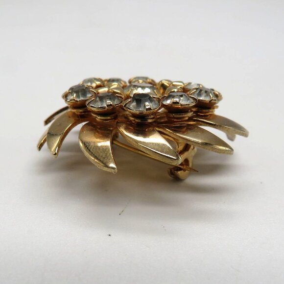 Vintage Brooch Floral Gold Tone Rhinestone Swirl Flower Petals Pin - Picture 3 of 15